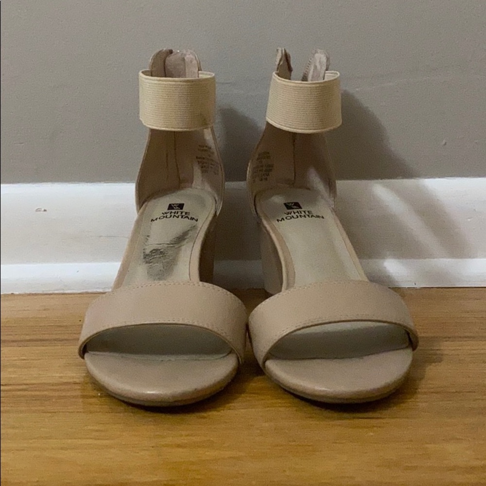 white mountain heels
